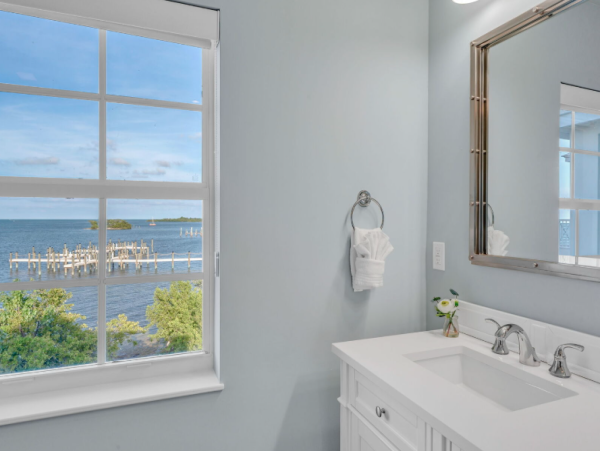 Luxury Vacation Rental in Marathon Fl - 5-Bedroom Coastal Escape